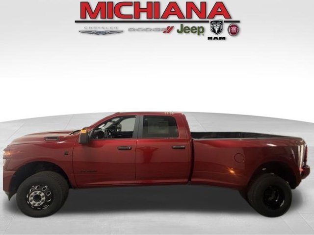 New 2026 RAM 3500 Big Horn AWD/4WD image 1