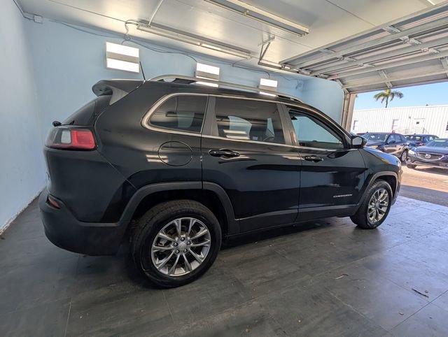 Used 2019 Jeep Cherokee Latitude Plus image 13