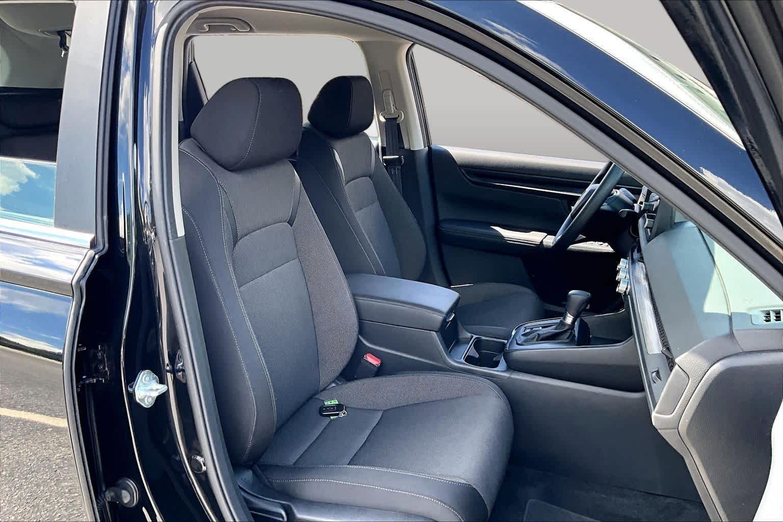 Used 2024 Honda CR-V LX image 9