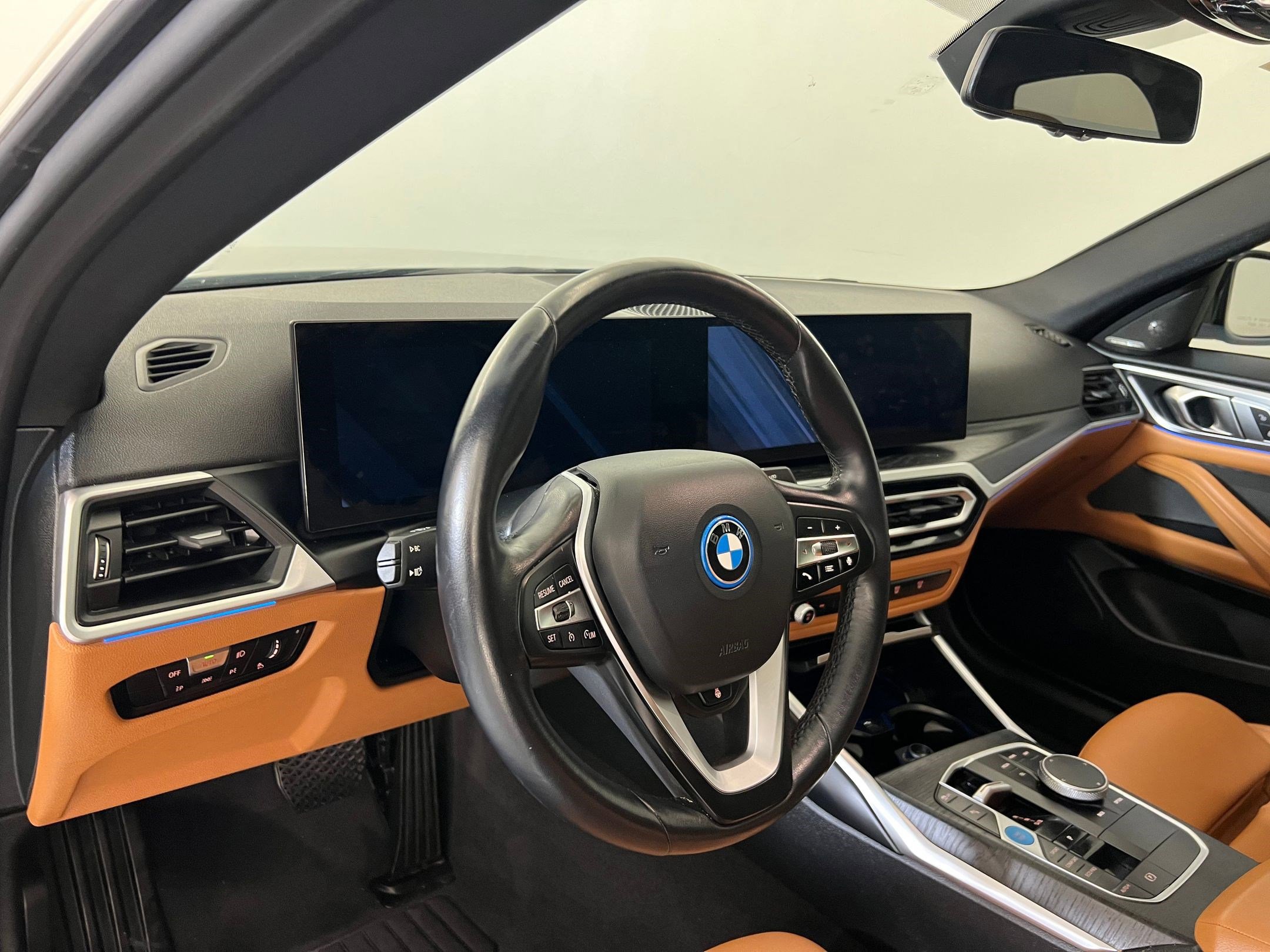 Certified 2023 BMW i4 eDrive35 w/ Premium Package image 4
