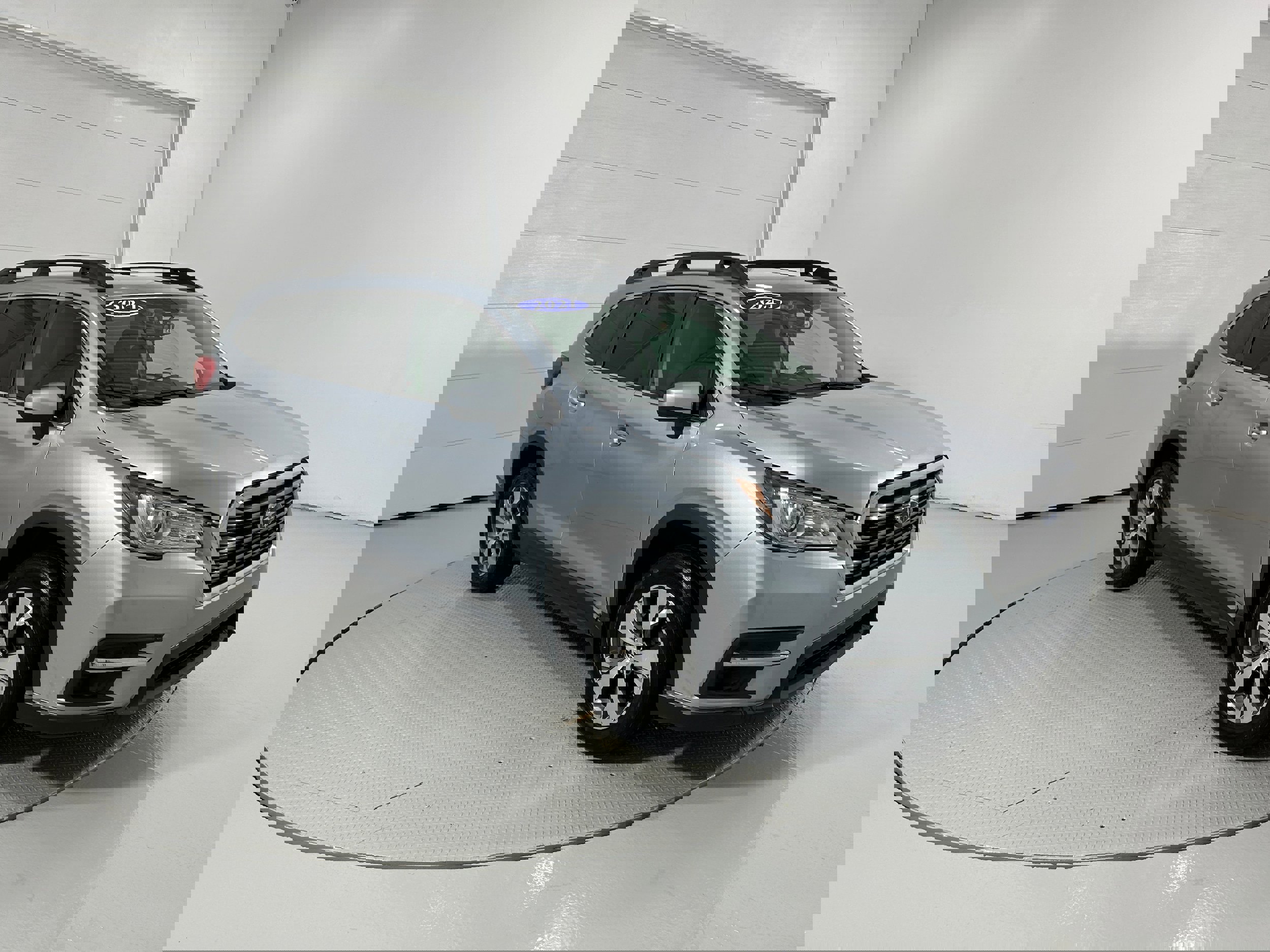 Used 2021 Subaru Ascent Premium w/ Convenience Package image 2