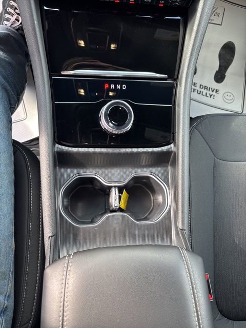 Used 2025 Jeep Grand Cherokee Laredo w/ Luxury Tech Group I image 13