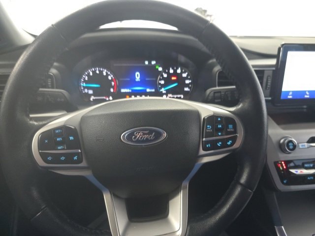 Used 2023 Ford Explorer XLT w/ Equipment Group 202A image 26