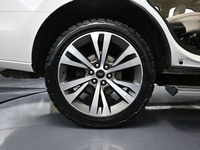 Used 2021 Ford Expedition Platinum image 15