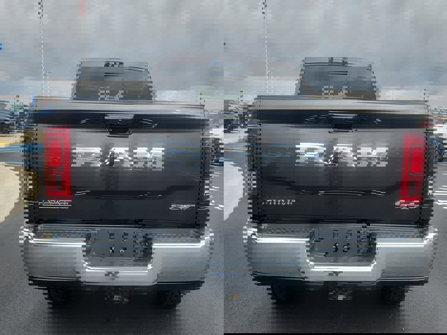 Used 2025 RAM 3500 Laramie w/ Towing Technology Group image 3