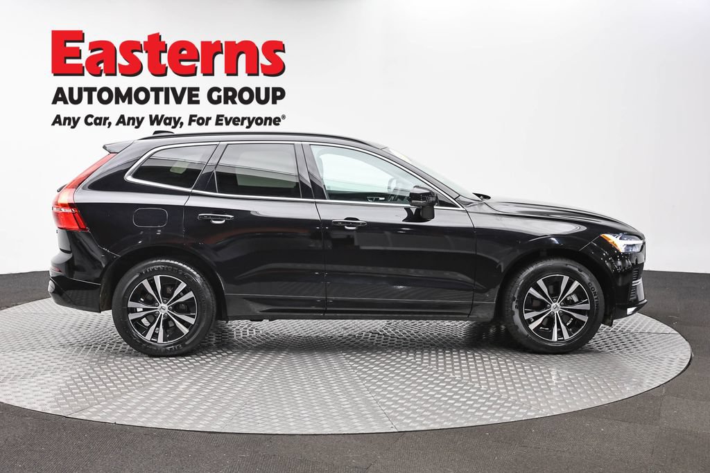 Used 2023 Volvo XC60 B5 Core FWD image 4