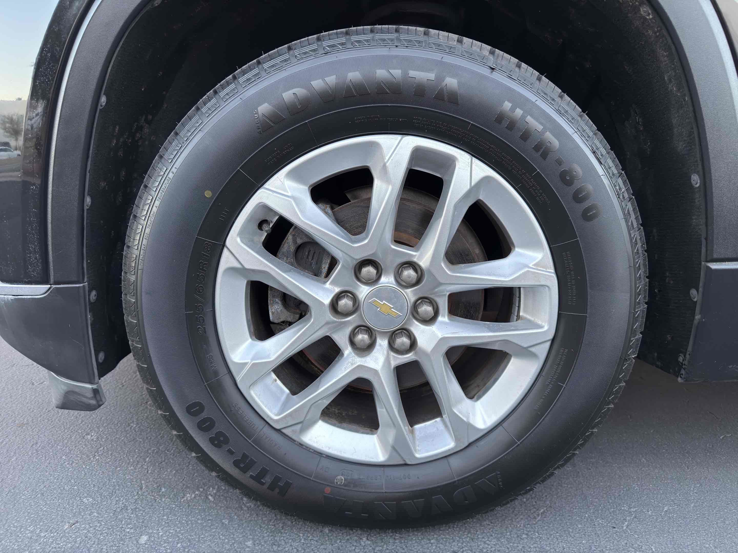 Used 2019 Chevrolet Traverse LT image 10