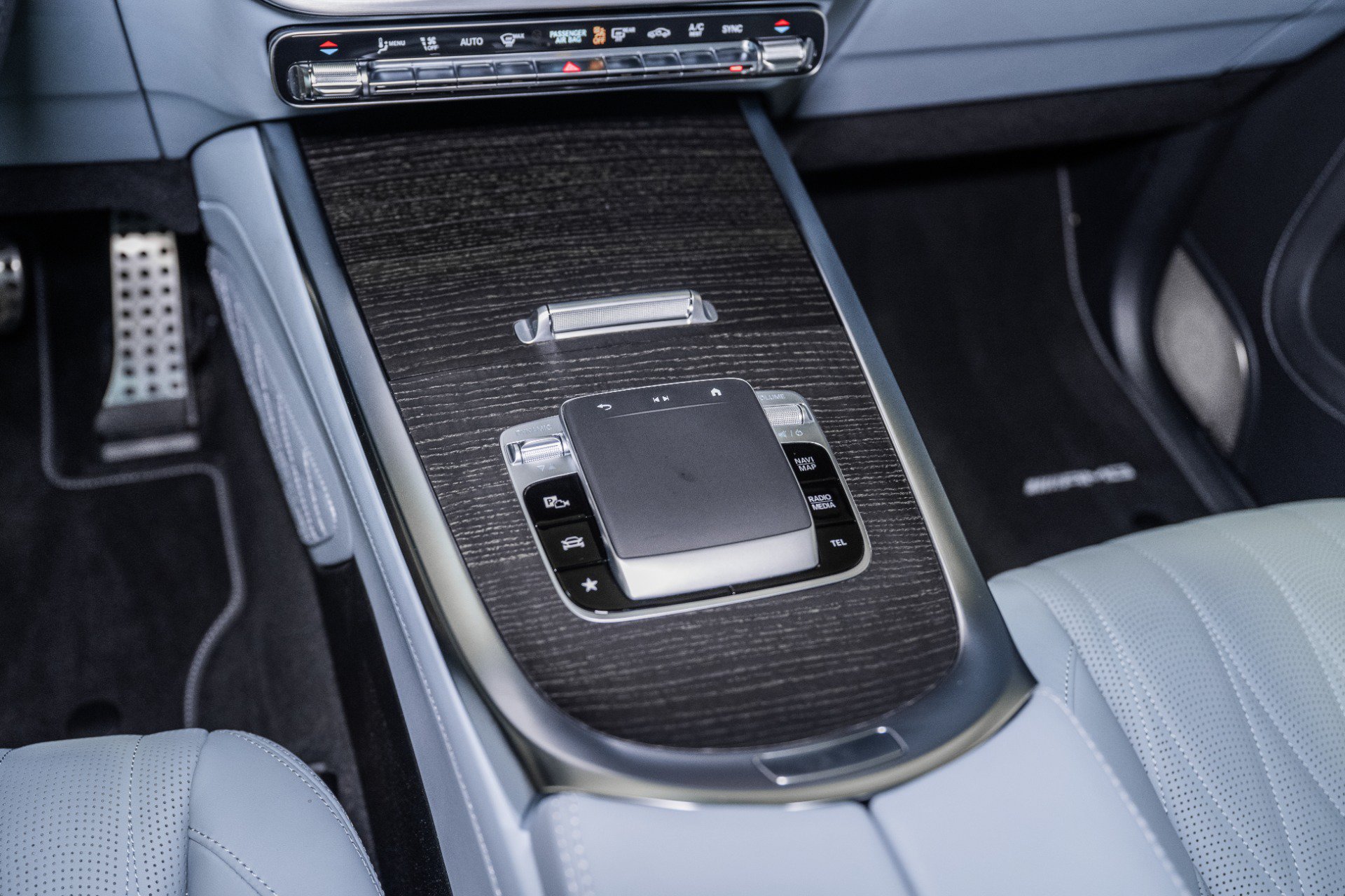 Used 2026 Mercedes-Benz G 63 AMG 4MATIC image 43