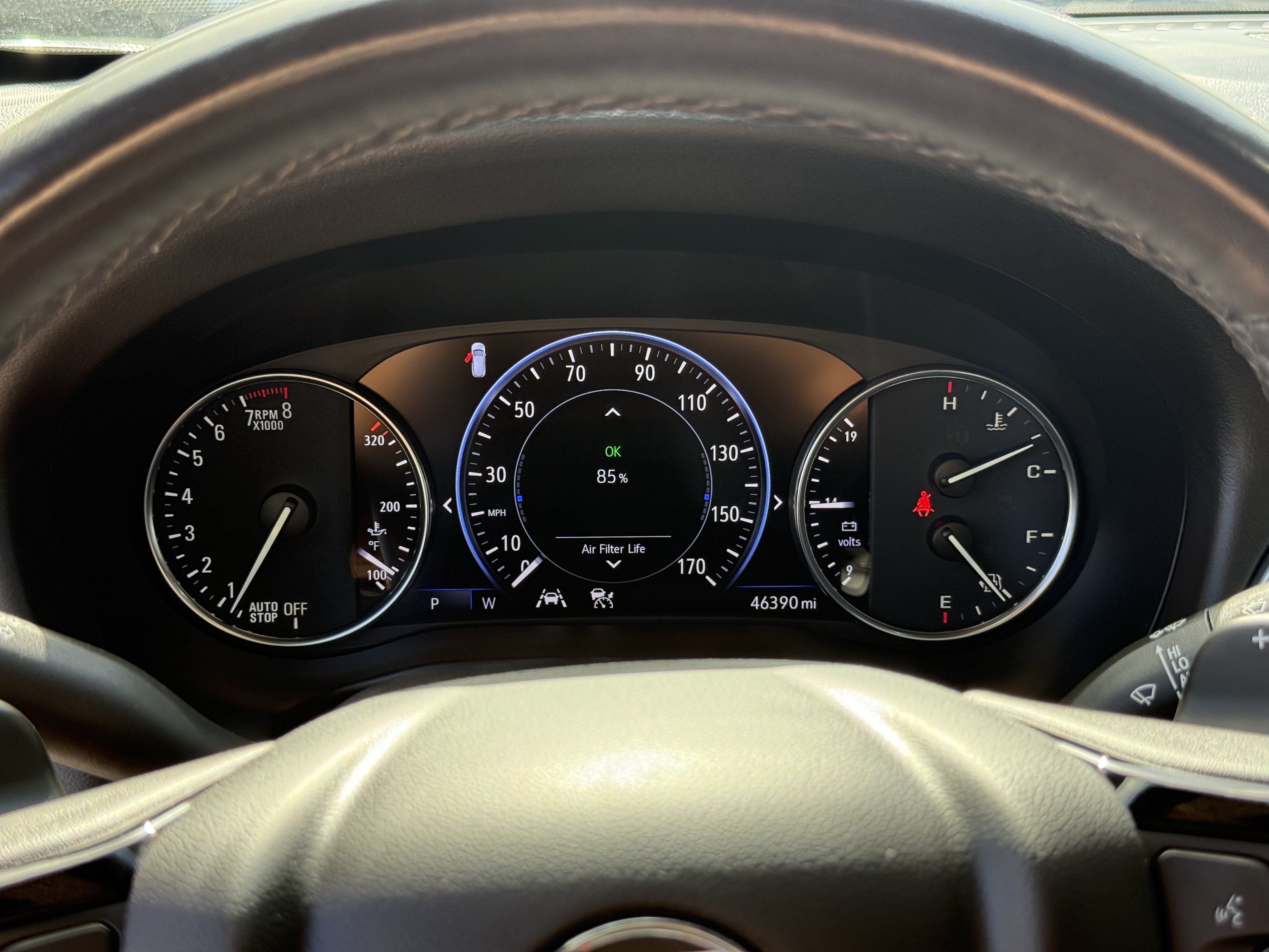 Used 2023 Buick Enclave Avenir w/ Avenir Technology Package FWD image 17