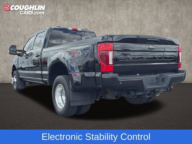 Used 2022 Ford F350 Lariat w/ Lariat Ultimate Package AWD/4WD image 6