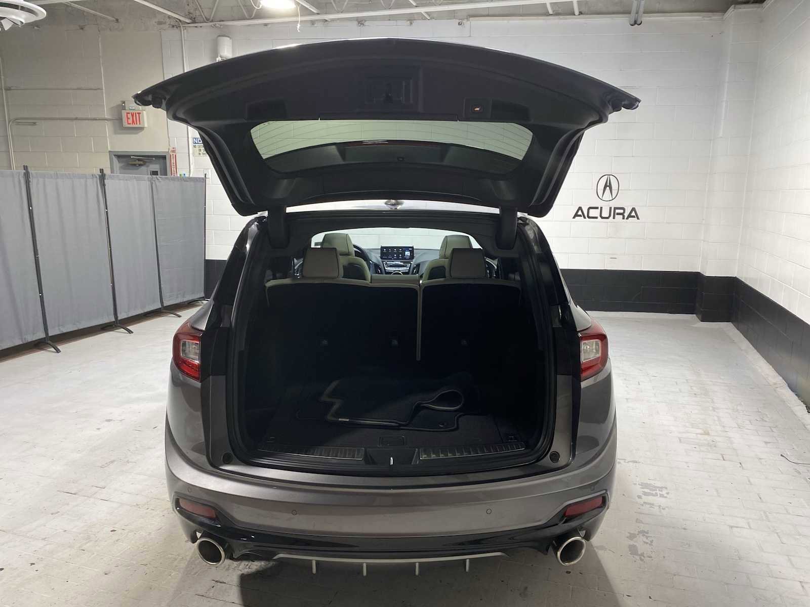 Used 2025 Acura RDX A-Spec image 19