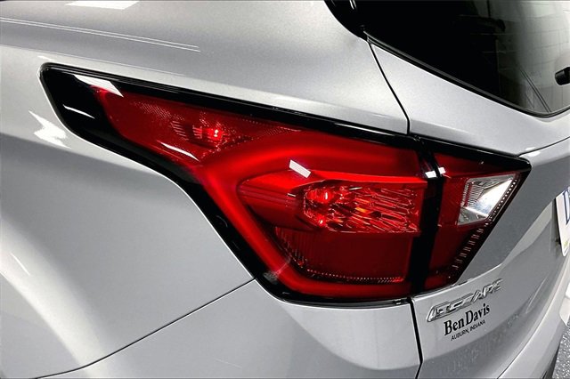 Used 2019 Ford Escape S image 22