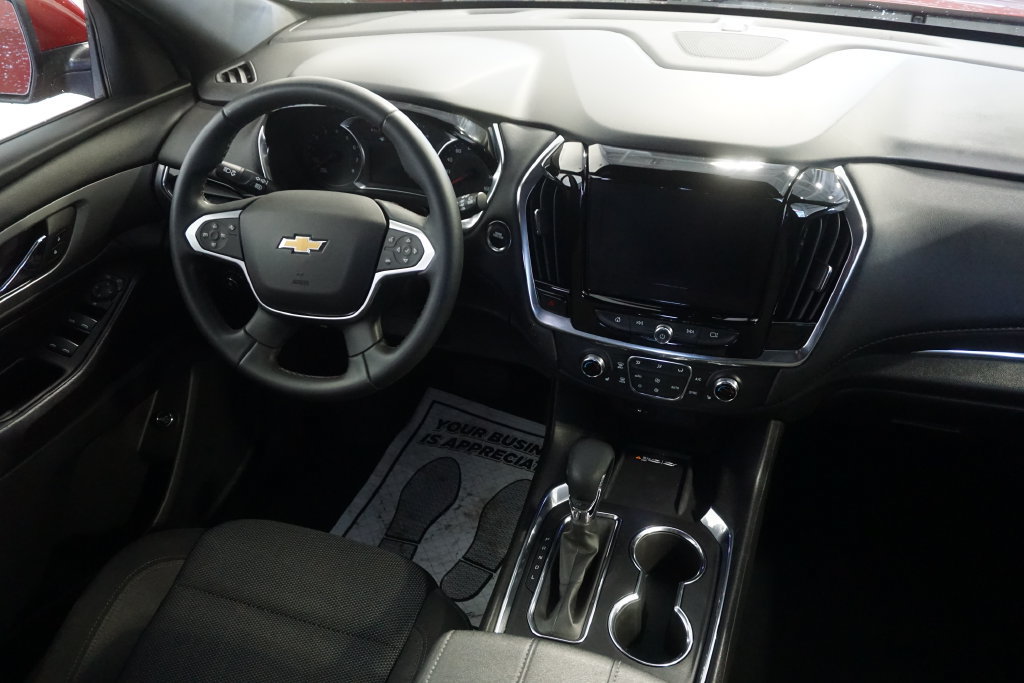 Used 2023 Chevrolet Traverse LT AWD/4WD image 29