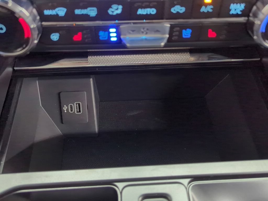 Used 2026 Ford F150 Lariat AWD/4WD image 18