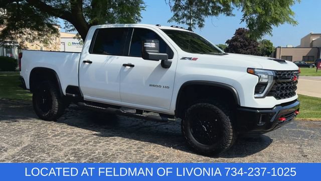 Certified 2026 Chevrolet Silverado 2500 ZR2 AWD/4WD image 2