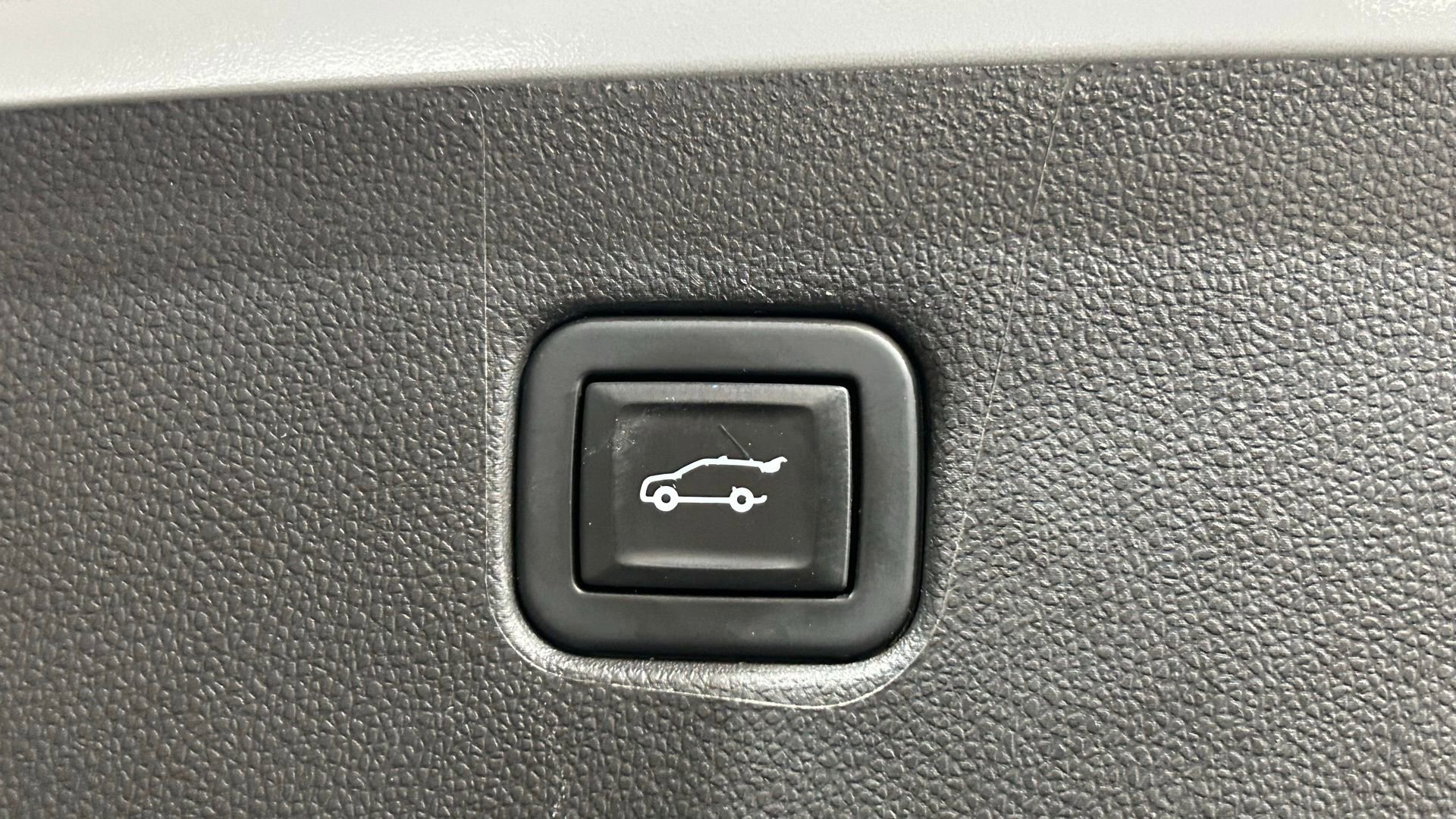 Used 2020 Chevrolet Blazer RS image 29