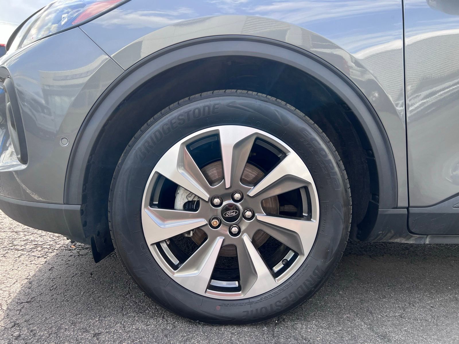 Used 2024 Ford Escape Platinum w/ Premium Technology Package image 15