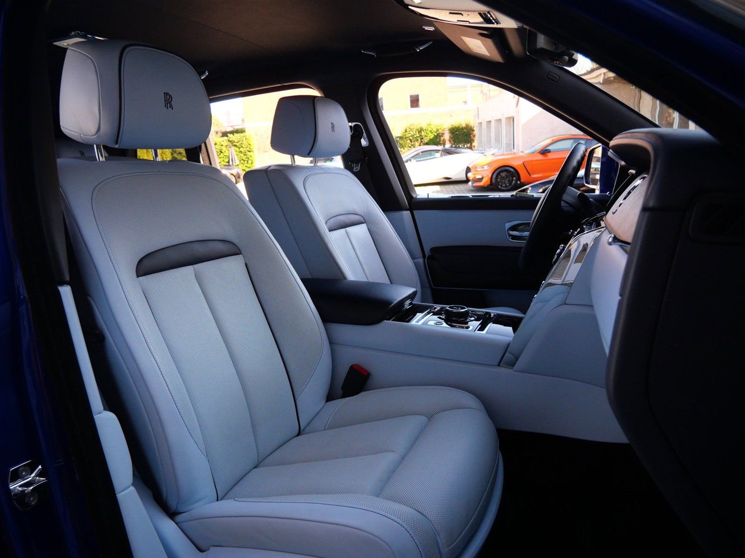 Used 2023 Rolls-Royce Cullinan image 23