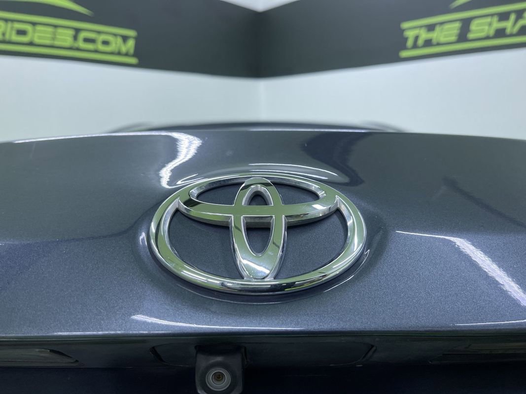 Used 2017 Toyota Corolla LE image 13