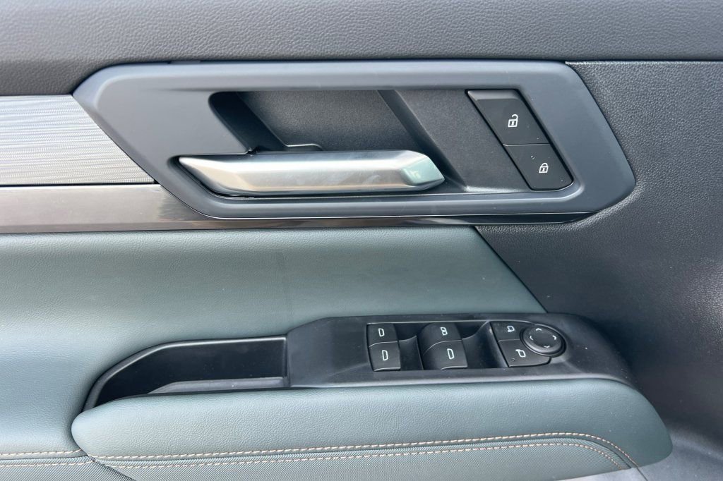 New 2026 GMC Terrain AT4 image 8