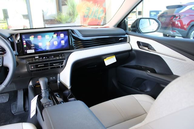 Used 2026 Toyota Camry XLE FWD image 14
