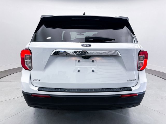Used 2021 Ford Explorer XLT image 14