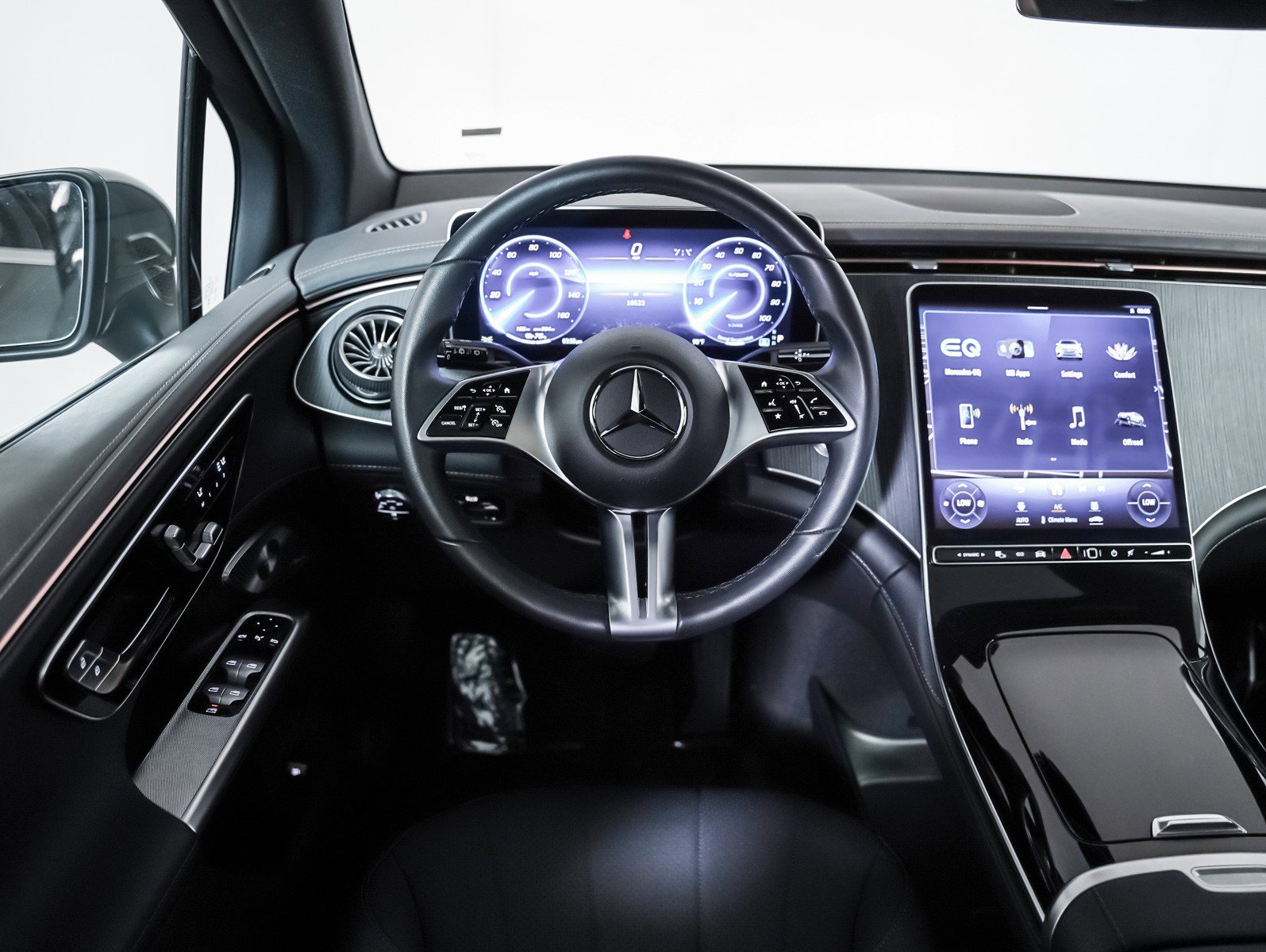 Certified 2024 Mercedes-Benz EQE 350+ 4MATIC SUV image 14