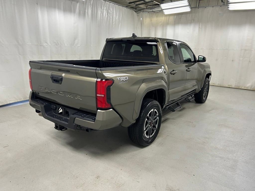 Certified 2025 Toyota Tacoma TRD Sport AWD/4WD image 5