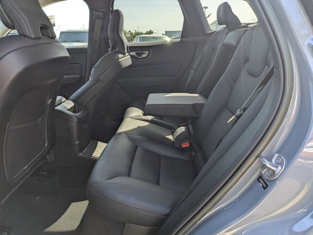 Used 2023 Volvo XC60 T8 Plus AWD/4WD image 13