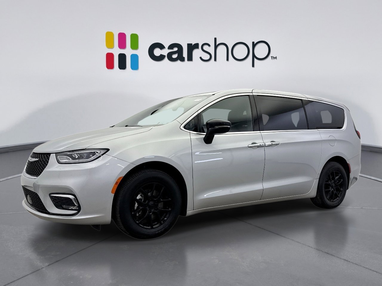 Used 2026 Chrysler Pacifica Select