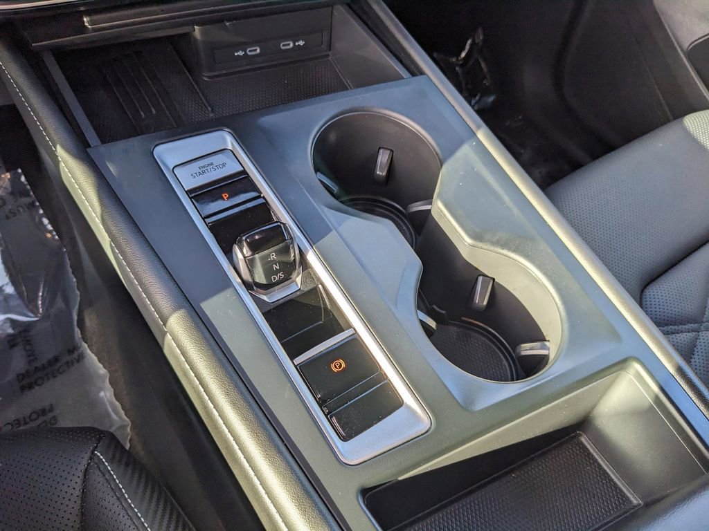 Certified 2025 Volkswagen Atlas Cross Sport SE FWD image 23