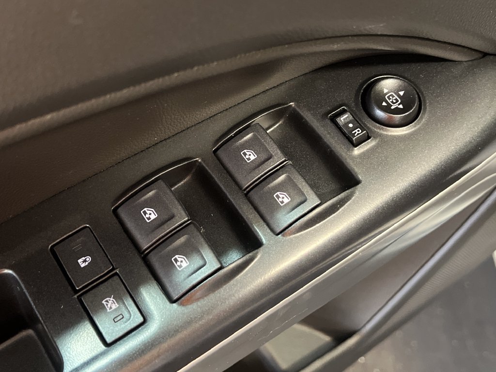 Used 2019 Chevrolet Colorado LT AWD/4WD image 38