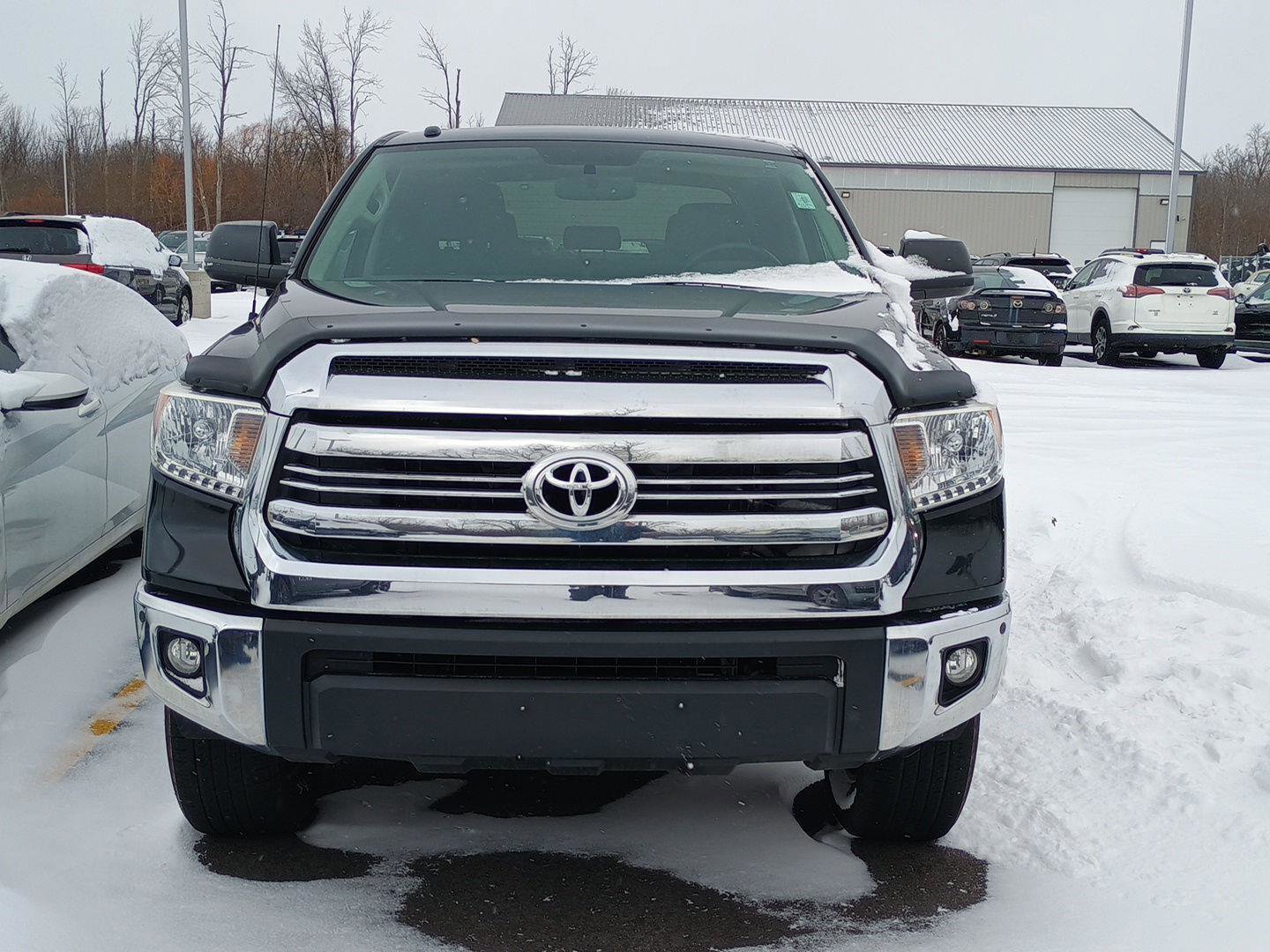 Used 2016 Toyota Tundra SR5 image 2