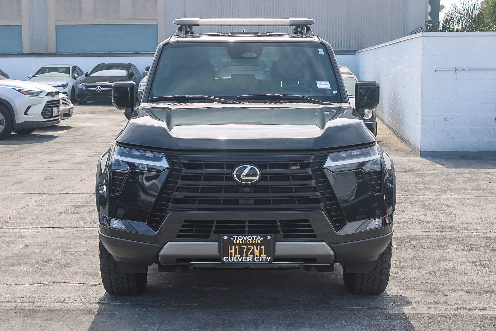 Used 2024 Lexus GX 550 image 2