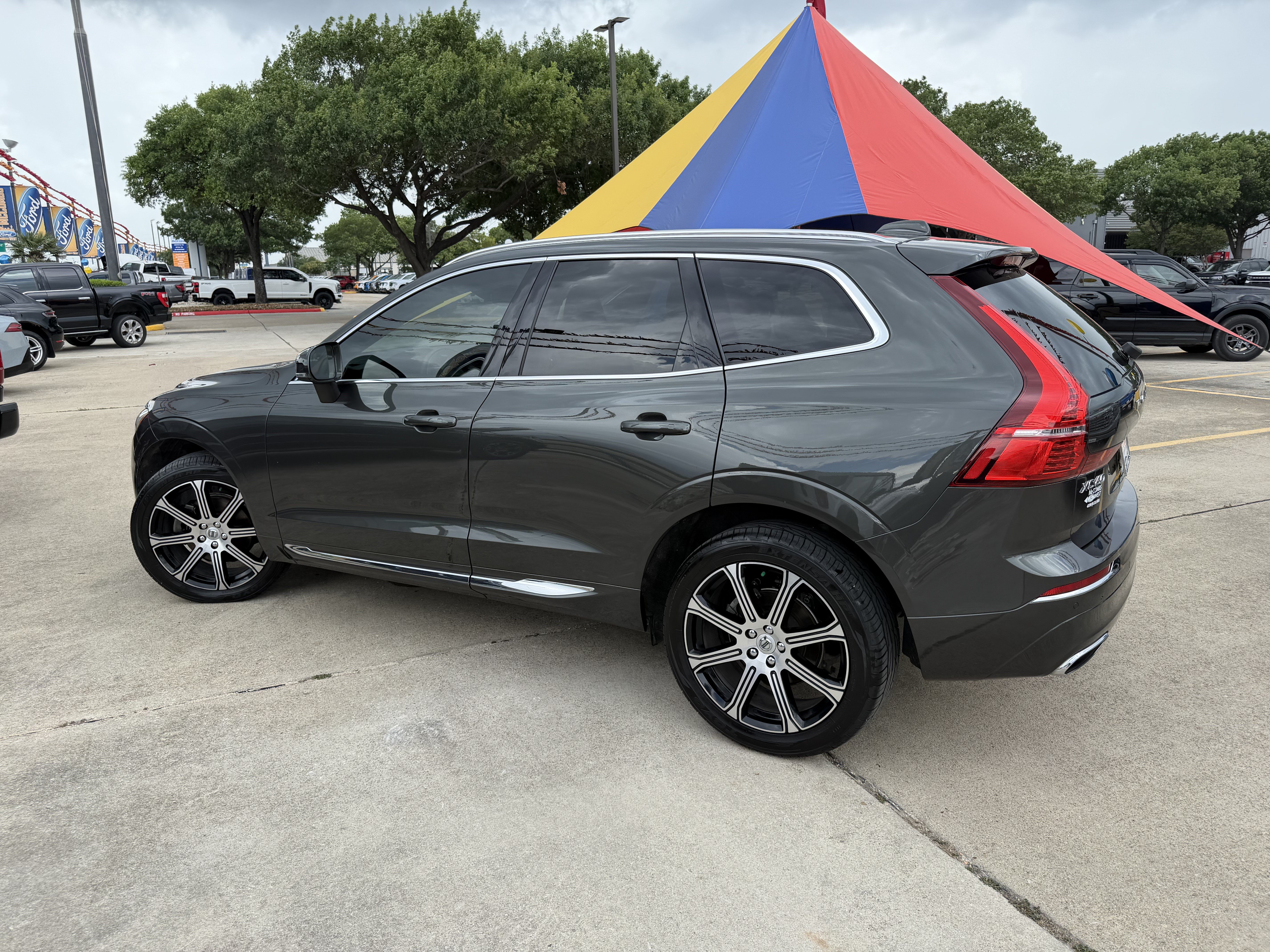 Used 2021 Volvo XC60 T5 Inscription FWD image 11