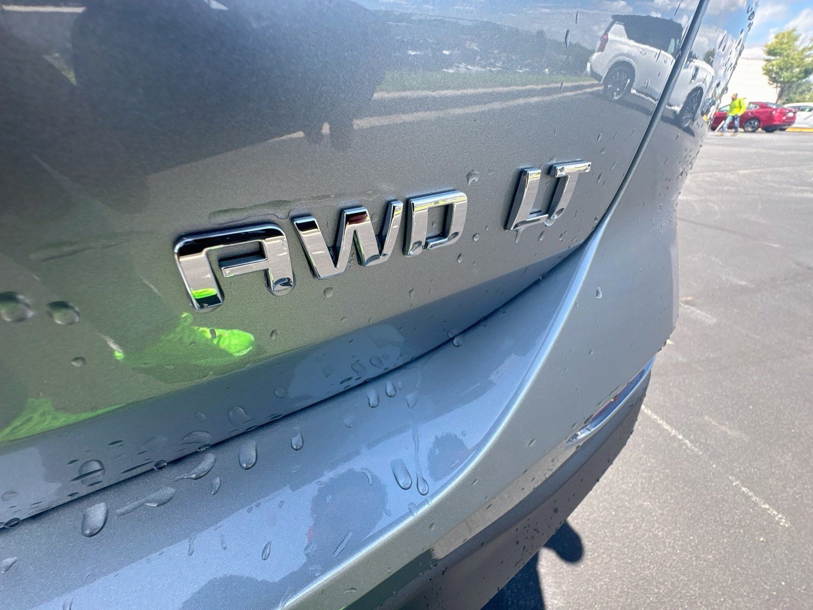 Used 2023 Chevrolet Equinox LT AWD/4WD image 34