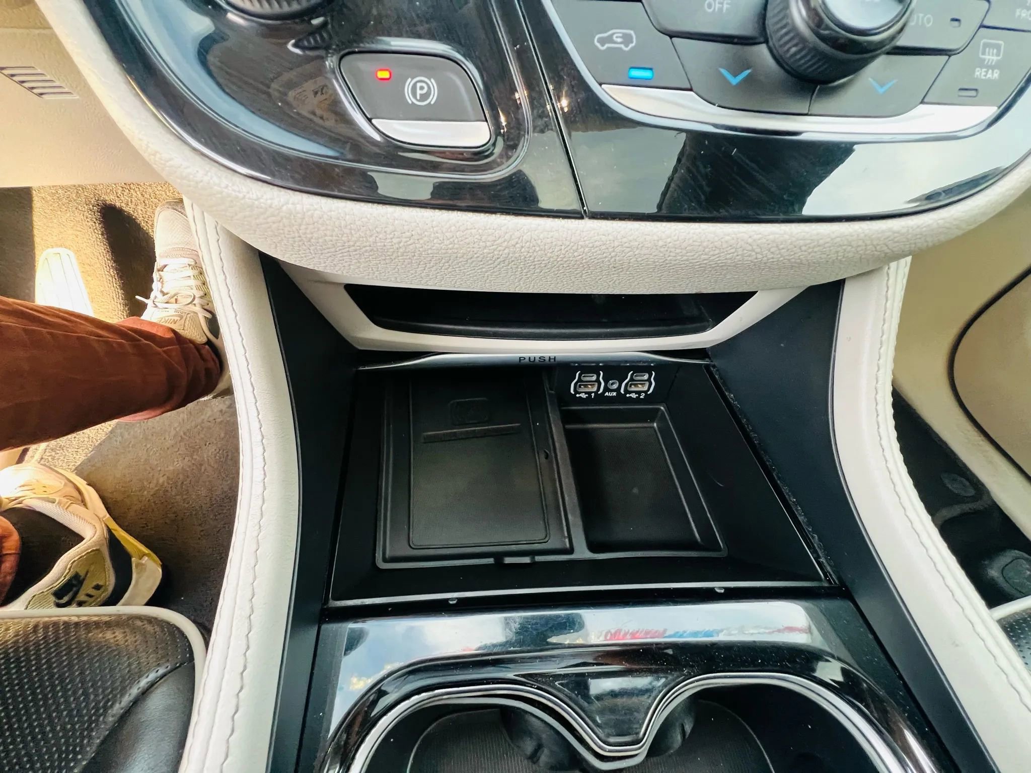 Used 2022 Chrysler Pacifica Limited image 20