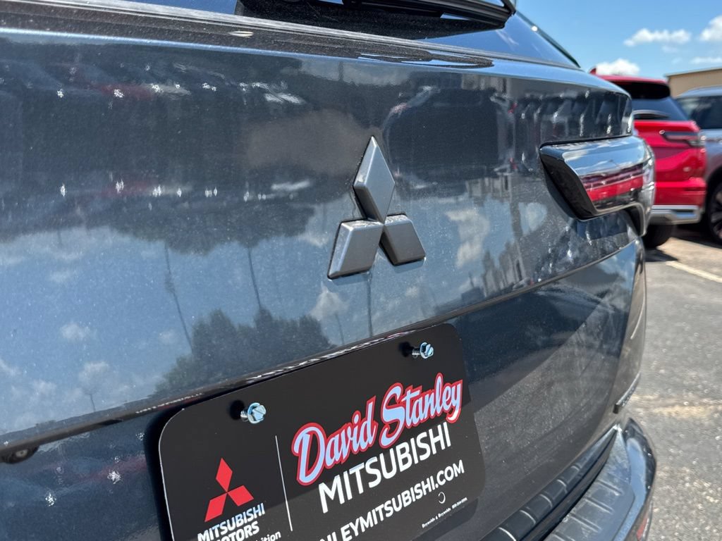New 2026 Mitsubishi Outlander SEL FWD image 49