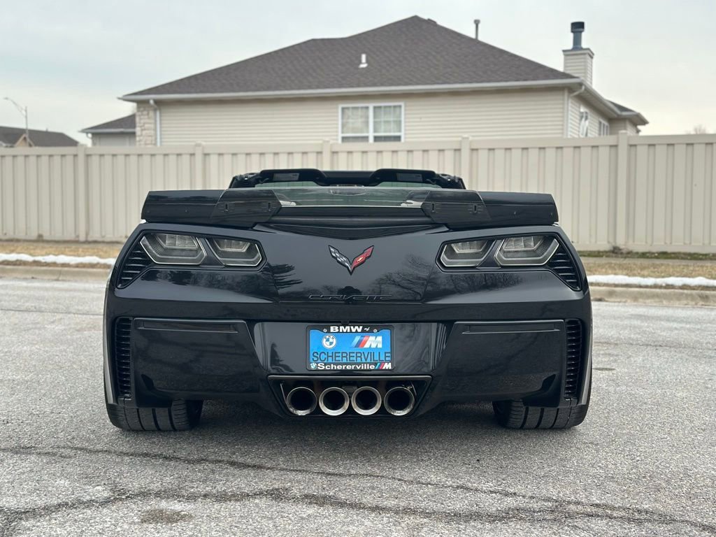 Used 2015 Chevrolet Corvette Z06 w/ 3LZ Preferred Equipment Group image 6