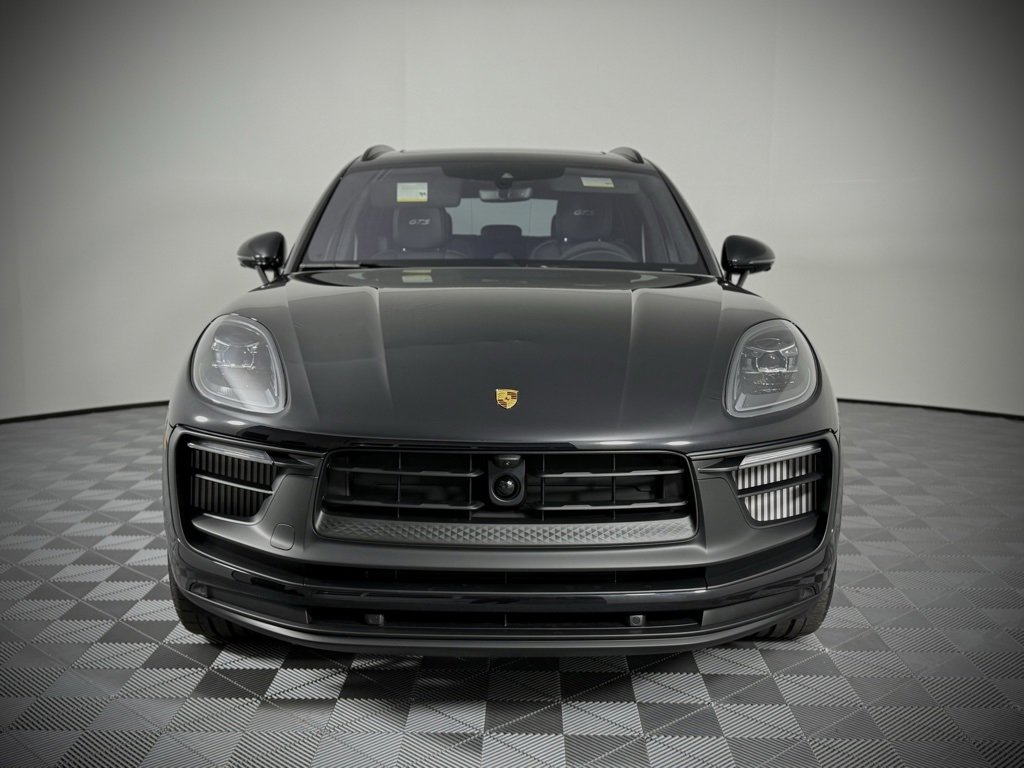 New 2026 Porsche Macan GTS image 8