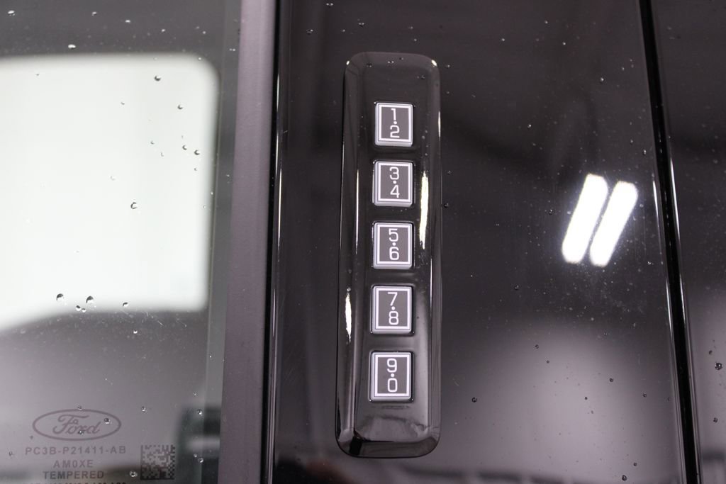 New 2026 Ford F250 XLT w/ XLT Premium Package image 17