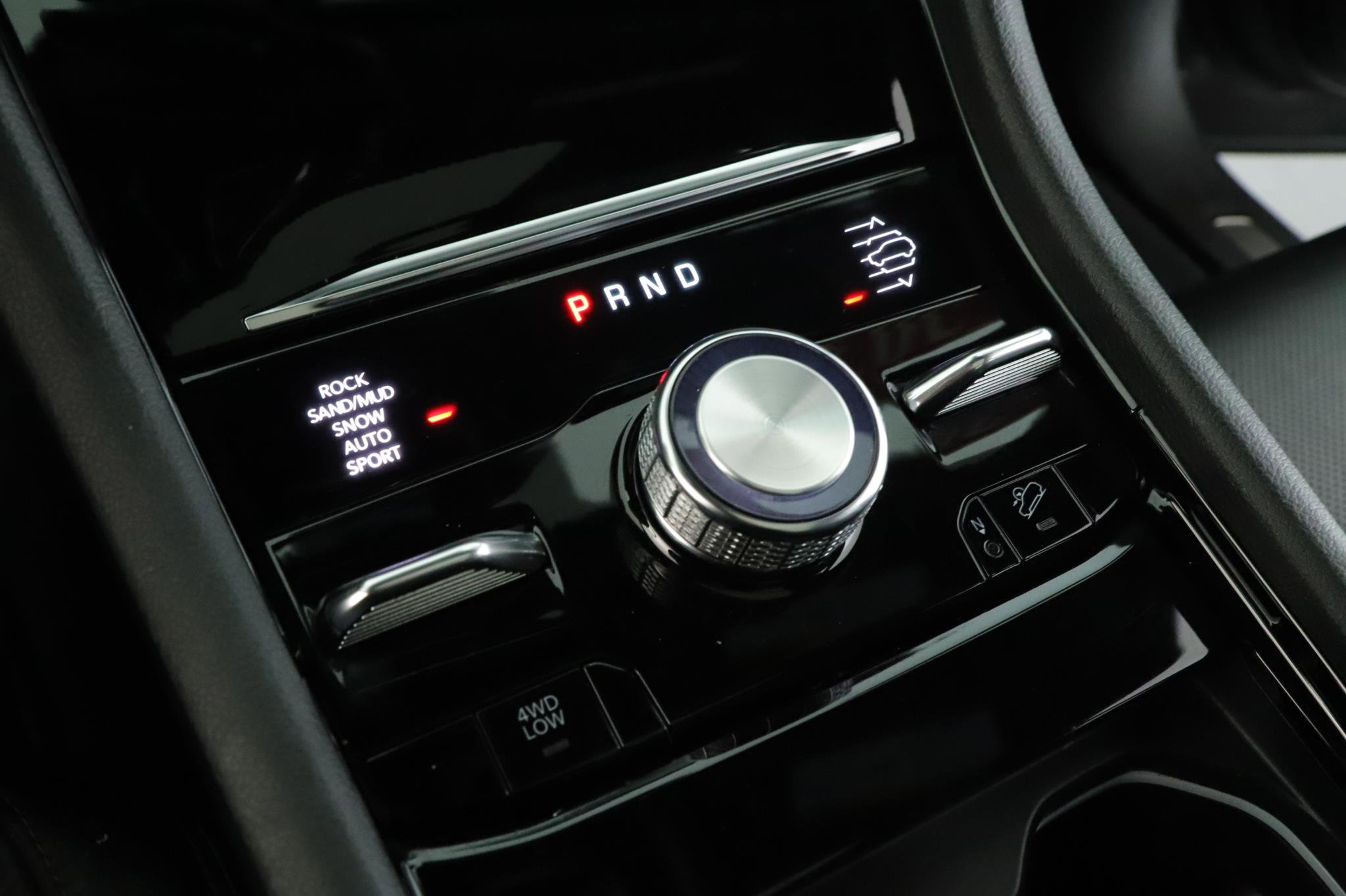 Used 2022 Jeep Grand Cherokee L Summit w/ Advanced Protech Group IV AWD/4WD image 18