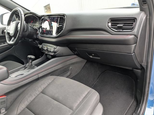 Used 2023 Dodge Durango R/T w/ Blacktop Package AWD/4WD image 4