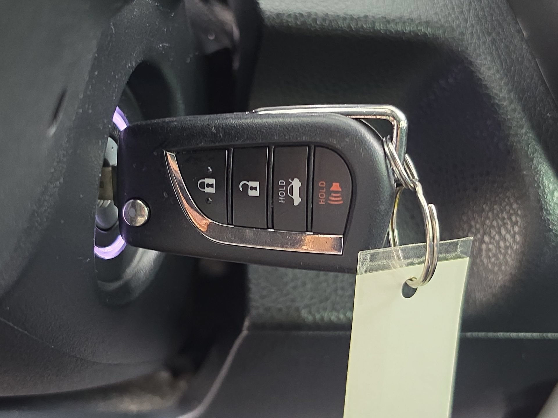 Used 2020 Toyota Camry LE FWD image 27