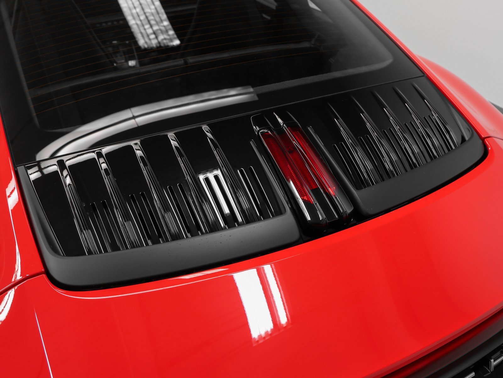 Used 2025 Porsche 911 Carrera image 19