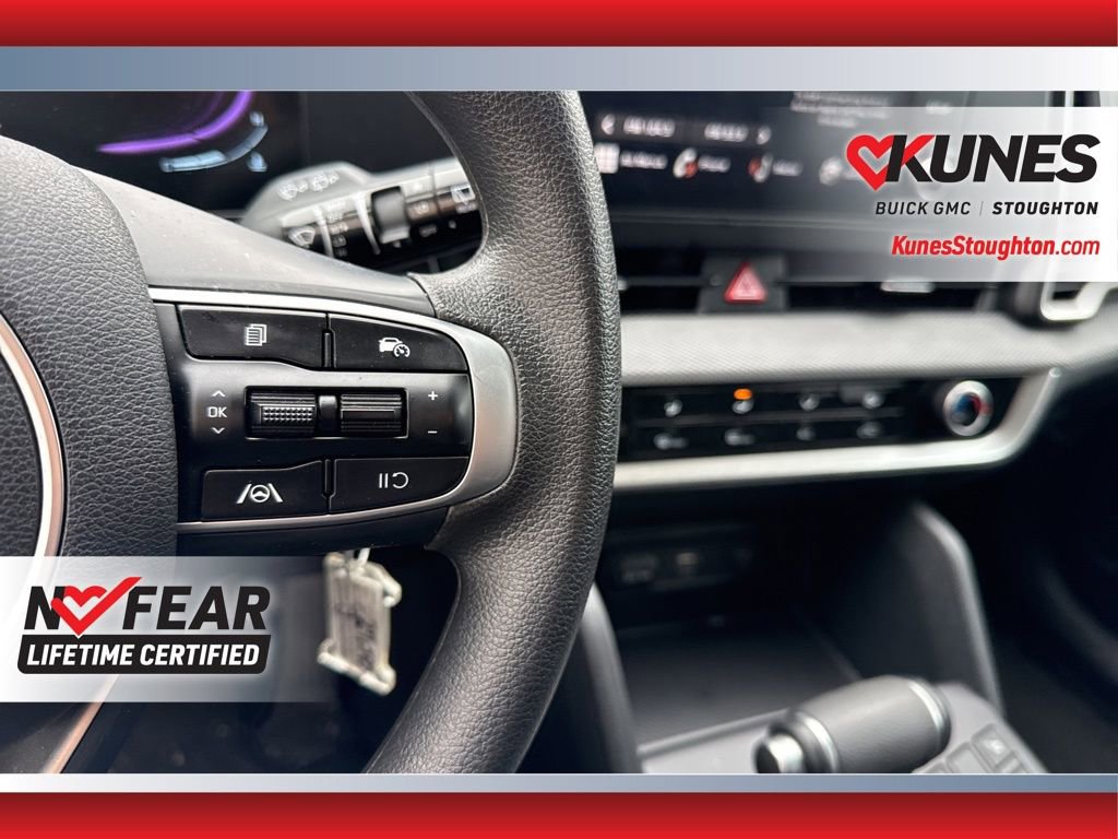 Used 2025 Kia Sportage LX image 27