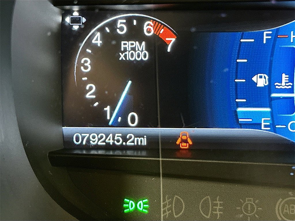 Used 2016 Ford Edge Titanium w/ Equipment Group 301A image 13