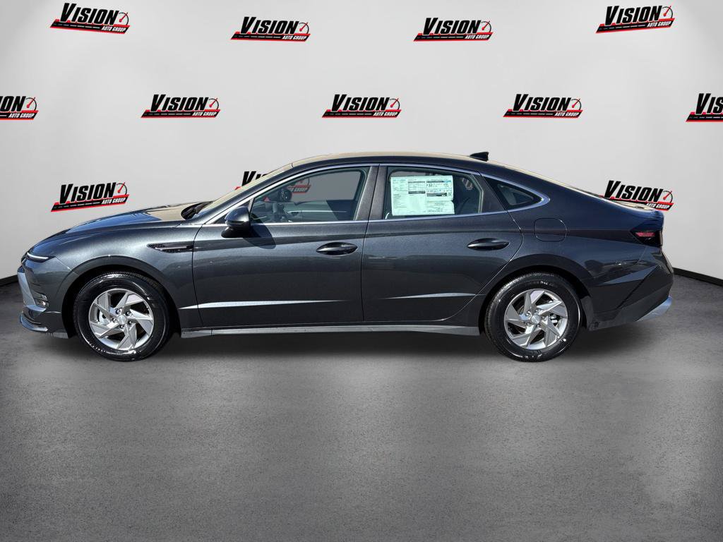 New 2026 Hyundai Sonata SE FWD image 2