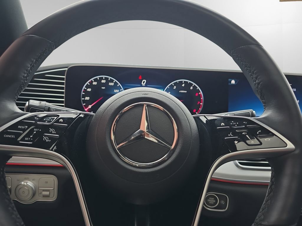 Used 2024 Mercedes-Benz GLE 350 4MATIC image 11