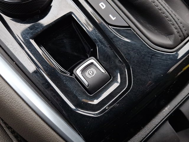 Used 2023 Chevrolet Colorado ZR2 w/ ZR2 Convenience Package III image 23